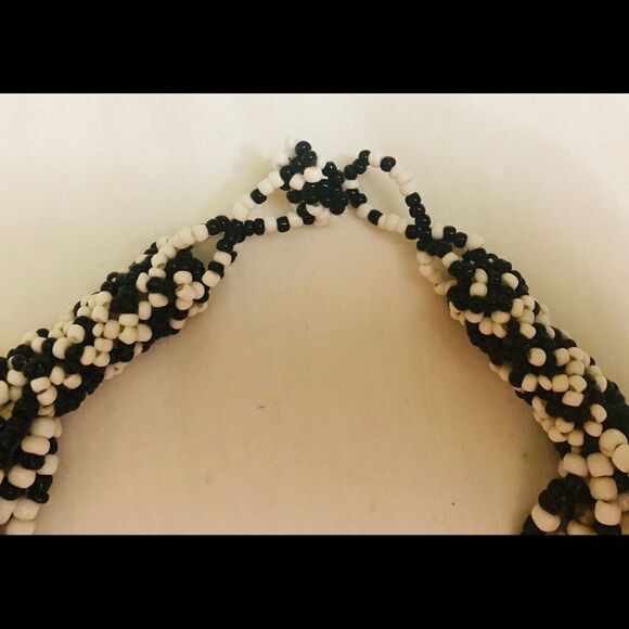 Black & White Seed Beaded Necklace Button Clasp - Picture 3 of 4